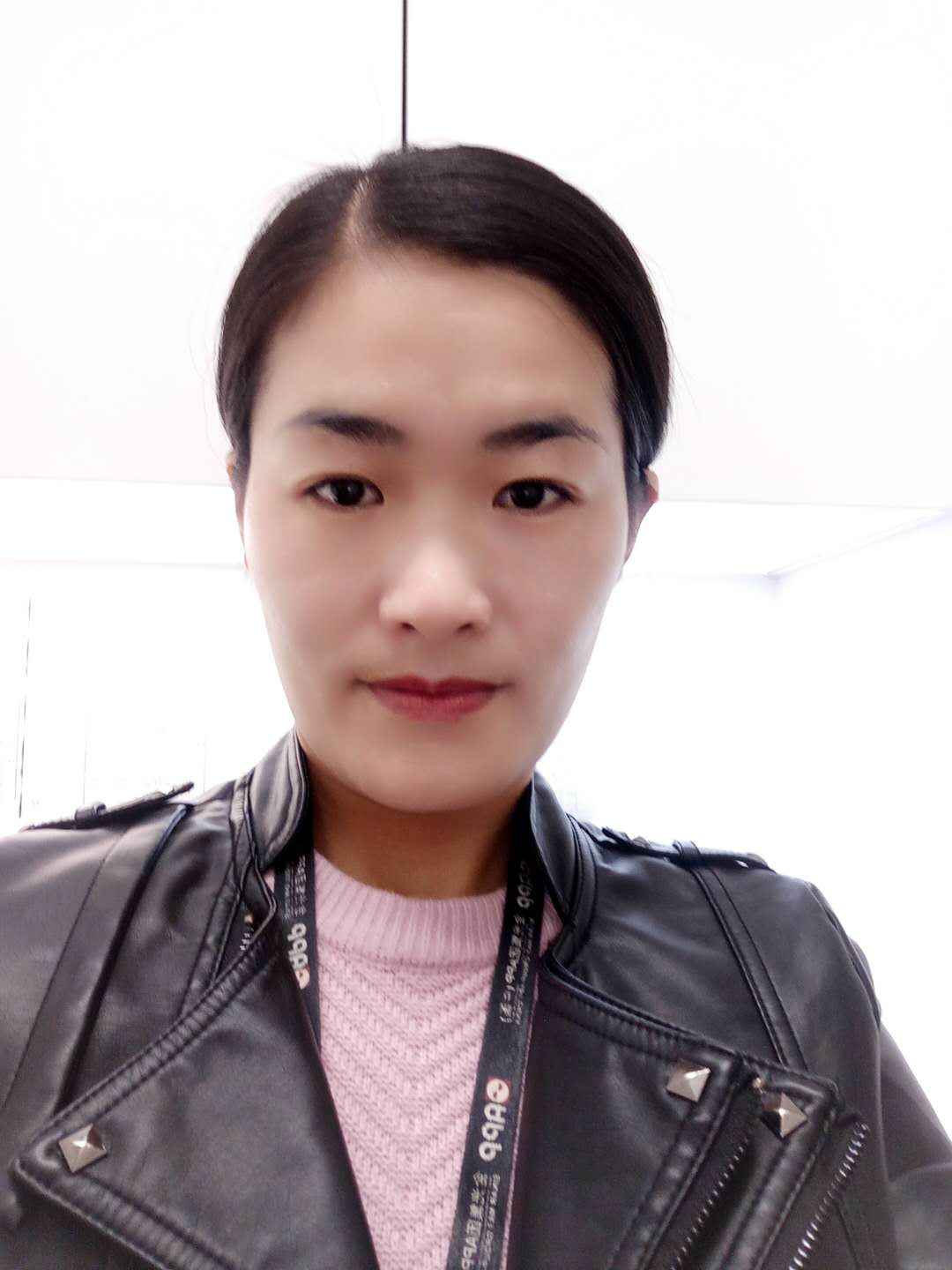 欧艳杰
